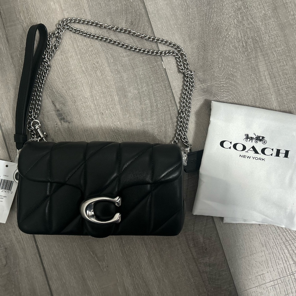 Coach B/S quilted leather tabby wristlet with chain